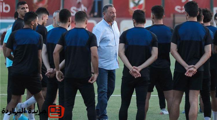 الخطيب يمنح كل لاعب بالأهلي مكافأة قدرها 500 ألف جنيه مع خصم 400 ألف جنيه