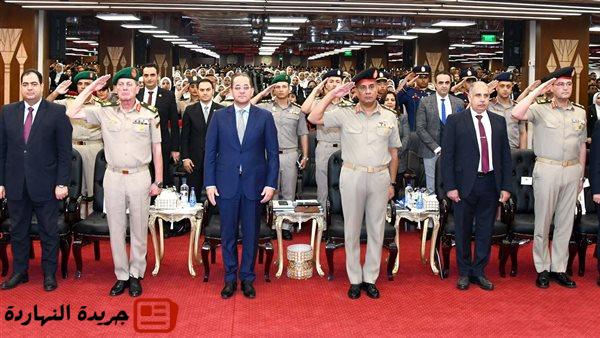 الأكاديمية العسكرية المصرية تنظم مراسم الاحتفال بتخرج دورات تدريبية جديدة من العاملين بـ«النقل» و«المالية» 2 الأكاديمية العسكرية المصرية تنظم مراسم الاحتفال بتخرج دورات تدريبية جديدة من العاملين بـ«النقل» و«المالية»