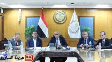 انضباط والتزام في امتحاني الفيزياء والتاريخ للثانوية العامة