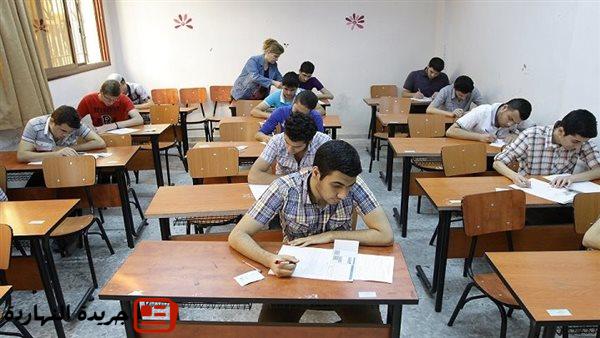 بدء امتحاني الفيزياء والتاريخ لطلاب الثانوية العامة 2025 2 بدء امتحاني الفيزياء والتاريخ لطلاب الثانوية العامة 2025