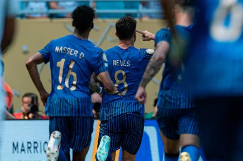 تمبكتي وكايو يدعمان الهلال قبل موقعة باتشوكا 2 تمبكتي وكايو يدعمان الهلال قبل موقعة باتشوكا