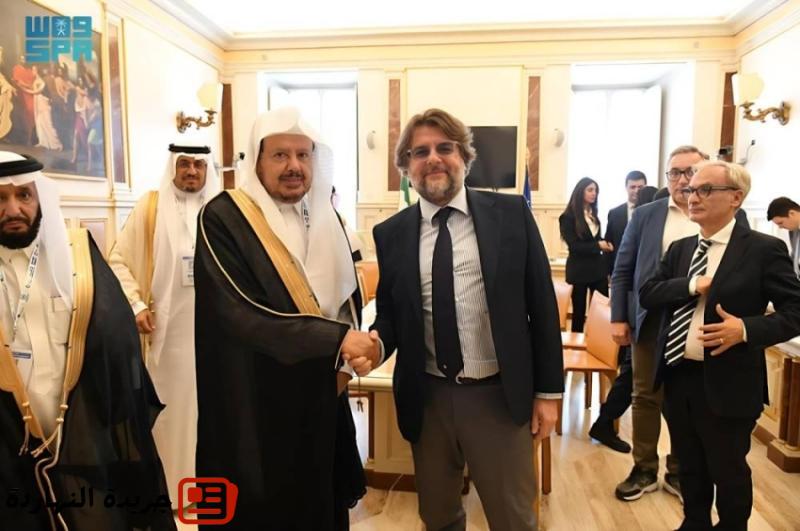رئيس مجلس الشورى يلتقي رئيس لجنة الصداقة البرلمانية الإيطالية السعودية 2 رئيس مجلس الشورى يلتقي رئيس لجنة الصداقة البرلمانية الإيطالية السعودية