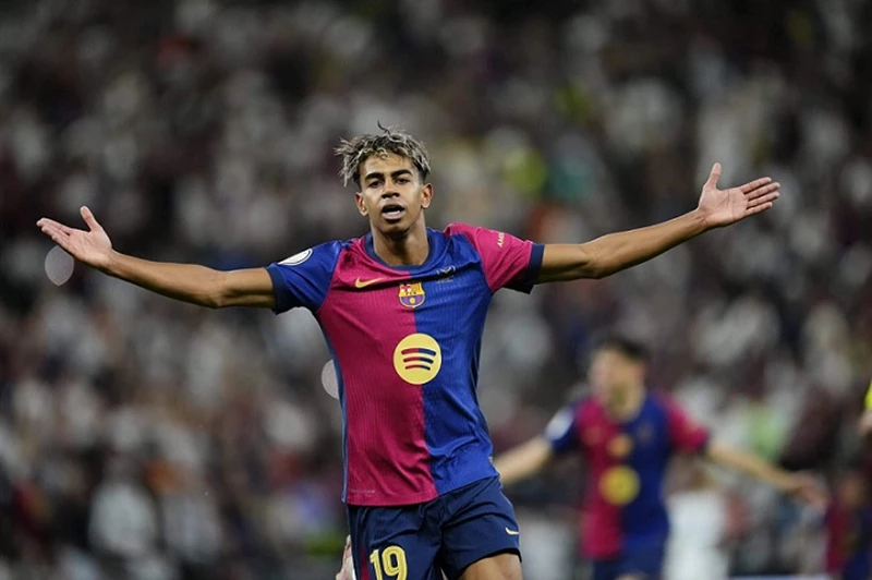 صباحك أوروبي.. هجوم يورجن كلوب.. قميص لامين يامال.. وعودة بول بوجبا 2 صباحك أوروبي.. هجوم يورجن كلوب.. قميص لامين يامال.. وعودة بول بوجبا