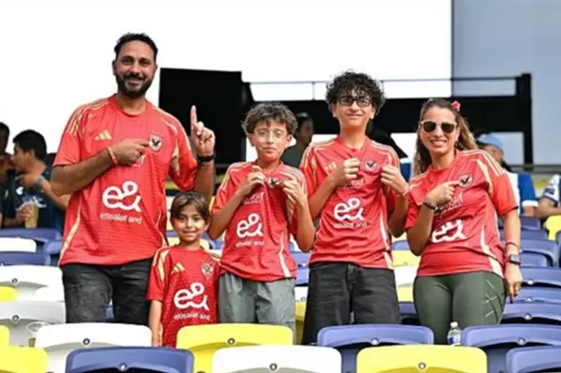 عائلة "أهلاوية" تساند الزعيم.. لقطات من مباراة الهلال وباتشوكا في كأس العالم للأندية 2 عائلة “أهلاوية” تساند الزعيم.. لقطات من مباراة الهلال وباتشوكا في كأس العالم للأندية