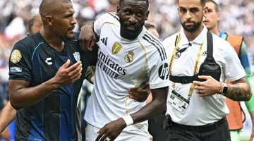 يفتح تحقيقا ضد لاعب باتشوكا بعد اتهامه بتوجيه إساءة.webp