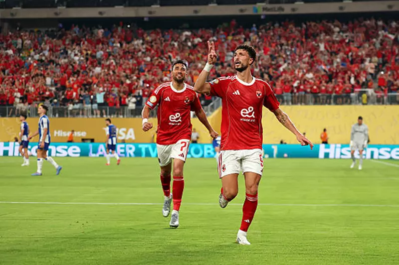 فيفا يكشف.. ملحمة الأهلي وبورتو ضمن 5 مباريات لا تنسى في المونديال 2 فيفا يكشف.. ملحمة الأهلي وبورتو ضمن 5 مباريات لا تنسى في المونديال
