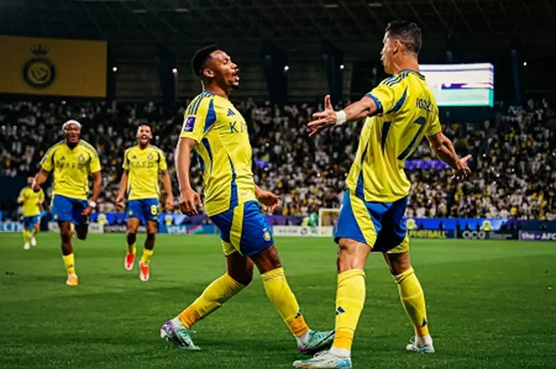قمة النصر والاتحاد.. نتائج قرعة كأس السوبر السعودي 2025-2026 2 قمة النصر والاتحاد.. نتائج قرعة كأس السوبر السعودي 2025-2026