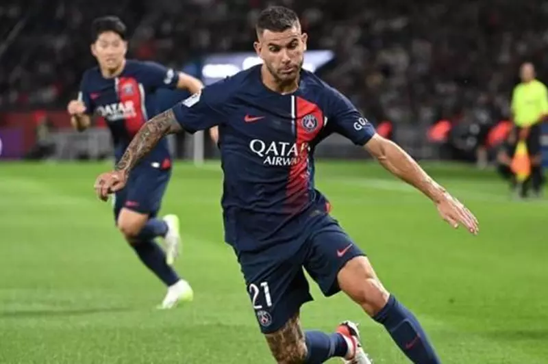 لاعب باريس سان جيرمان: لن نغير أسلوبنا من أجل ميسي 2 لاعب باريس سان جيرمان: لن نغير أسلوبنا من أجل ميسي