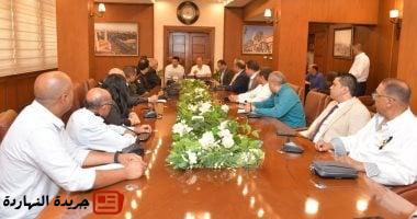 محافظ بورسعيد يستقبل وزير الرياضة ورئيس المصري