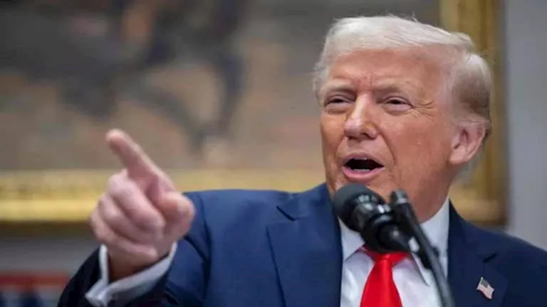 مسؤول بالبيت الأبيض: ترامب تواصل مع نتنياهو لتأمين وقف إطلاق النار