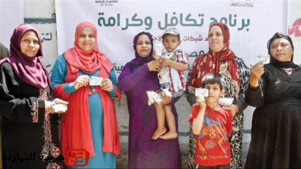 من الثورة إلى الرعاية.. كيف غيرت 30 يونيو خريطة الحماية الاجتماعية في مصر؟ 2 من الثورة إلى الرعاية.. كيف غيرت 30 يونيو خريطة الحماية الاجتماعية في مصر؟
