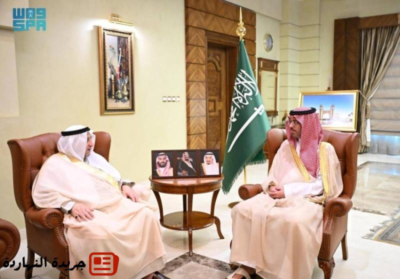 مُحافظ جدة يستقبل أعضاء مجلس إدارة جمعية "أصدقاء مرضى السكر" 2 مُحافظ جدة يستقبل أعضاء مجلس إدارة جمعية “أصدقاء مرضى السكر”