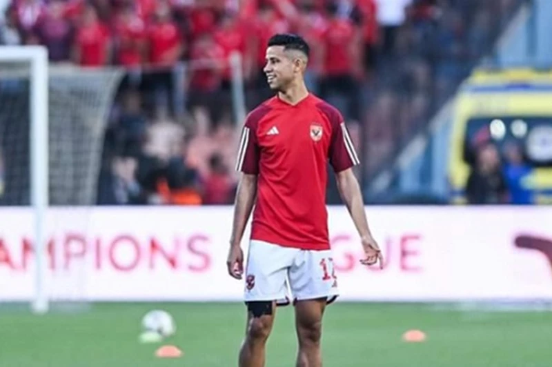 "نبحث جميع عروض الإعارة والشراء".. الأهلي يكشف رسميا مصير رضا سليم 2 “نبحث جميع عروض الإعارة والشراء”.. الأهلي يكشف رسميا مصير رضا سليم