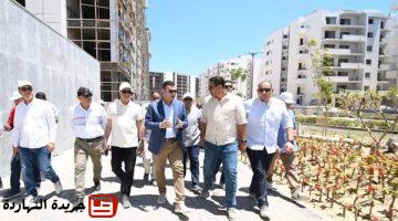الإسكان يتفقد كومباوند مزارين والحي اللاتيني بمدينة العلمين الجديدة