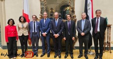 وزير الاتصالات يبحث فى إيطاليا جذب استثمارات فى التعهيد والتكنولوجيا