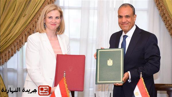 وزير الخارجية يجرى مشاورات سياسية مع نظيرته النمساوية 2 وزير الخارجية يجرى مشاورات سياسية مع نظيرته النمساوية