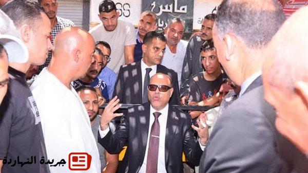 وزير العمل يَتفقدّ أماكن انتظار لائقة لعمال التراحيل بباب الشعرية 2 وزير العمل يَتفقدّ أماكن انتظار لائقة لعمال التراحيل بباب الشعرية