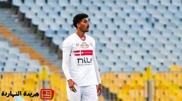 يغرى حسام عبد المجيد بعقد من الفئة الأولى من