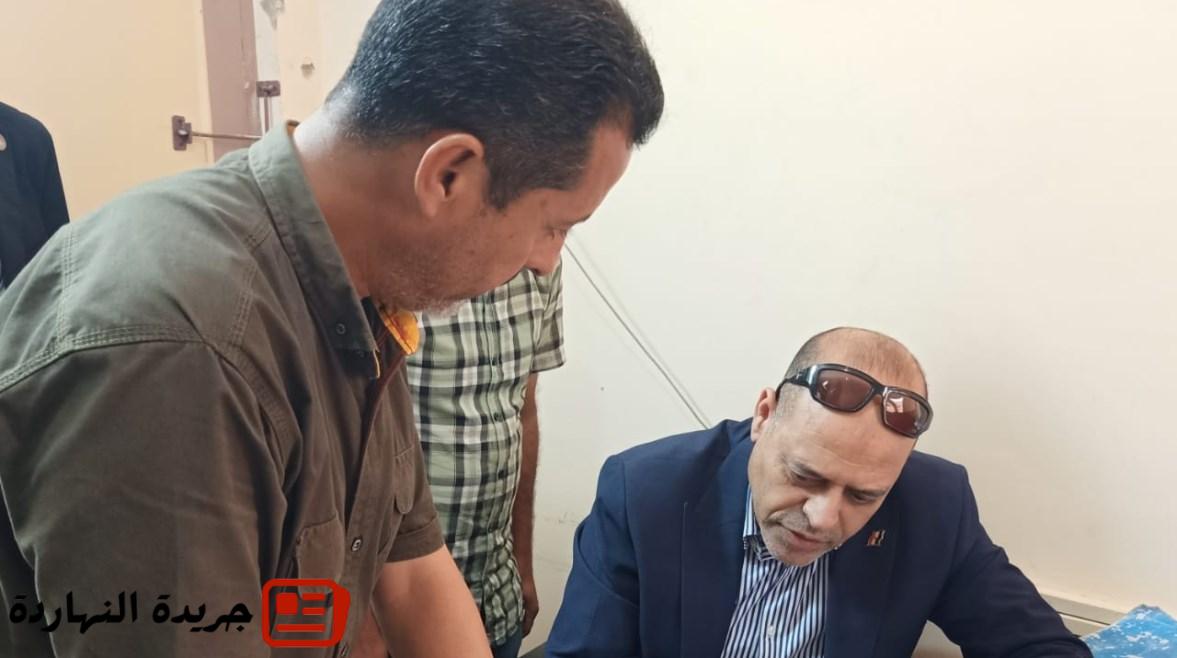 بعد تفقده.. وزير العمل يوجه بغلق مكتب العلمين 2 بعد تفقده.. وزير العمل يوجه بغلق مكتب العلمين