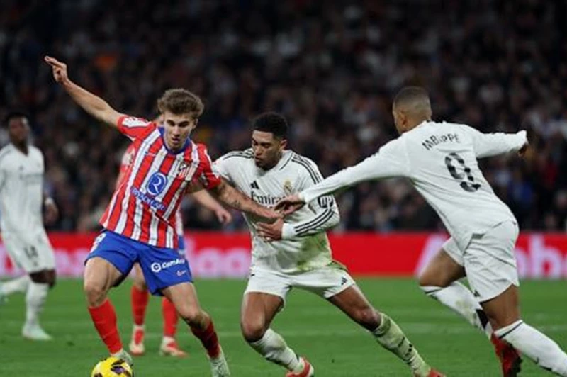 رسمياً.. تحديد موعد الديربي بين ريال مدريد وأتلتيكو في الليجا موسم 2025-2026 2 رسمياً.. تحديد موعد الديربي بين ريال مدريد وأتلتيكو في الليجا موسم 2025-2026