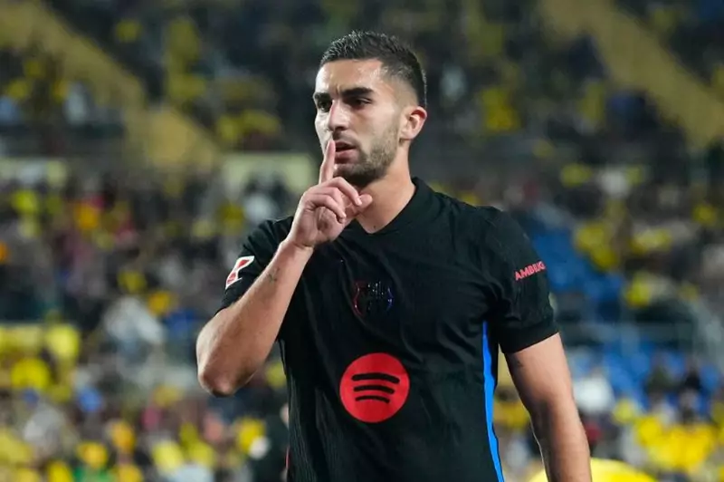فيران توريس: لا أرى نفسي إلا في برشلونة.. وأود اللعب مع نيكو ويليامز 2 فيران توريس: لا أرى نفسي إلا في برشلونة.. وأود اللعب مع نيكو ويليامز