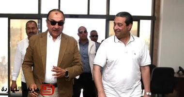 وزير قطاع الأعمال العام يلتقي محافظ دمياط في مستهل زيارته لتفقد عدد من المنشآت