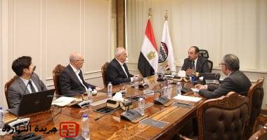 وزير قطاع الأعمال العام يلتقي وفدًا من شركة “GS E&C” الكورية لبحث فرص التعاون