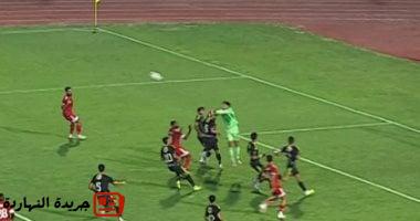 أخبار الرياضة : 15 دقيقة.. تعادل سلبى بين الأهلى ومودرن سبورت فى الجولة الأولى للدورى 5 أخبار الرياضة :
15 دقيقة.. تعادل سلبى بين الأهلى ومودرن سبورت فى الجولة الأولى للدورى