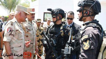 أخبار مصر : 
                                وزير الدفاع يلتقي بمقاتلي القوات الخاصة من المظلات والصاعقة (صور)