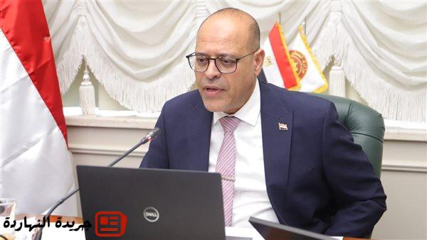 إقتصاد : وزير العمل يعلن مفاجأة سارة بشأن استمارة 6 5 إقتصاد : وزير العمل يعلن مفاجأة سارة بشأن استمارة 6