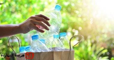 العلماء يكشفون عن عدد جزيئات البلاستيك الدقيقة فى منازلنا وسياراتنا