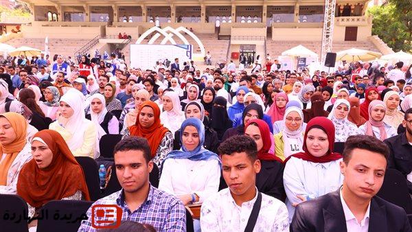 تبدأ فين؟.. أول خطوة فى مشوارك المهني".. جلسة نقاشية بقمة "ستارت 2 تبدأ فين؟.. أول خطوة فى مشوارك المهني”.. جلسة نقاشية بقمة “ستارت