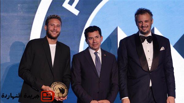تكريم الأبطال.. بيراميدز يُكرم نجومه بعد أول لقب إفريقي في تاريخه 5 تكريم الأبطال.. بيراميدز يُكرم نجومه بعد أول لقب إفريقي في تاريخه