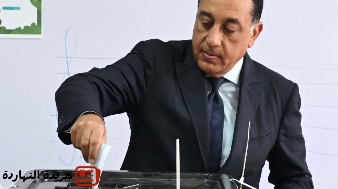 رئيس الوزراء يُدلي بصوته في انتخابات مجلس الشيوخ 2025 5 رئيس الوزراء يُدلي بصوته في انتخابات مجلس الشيوخ 2025