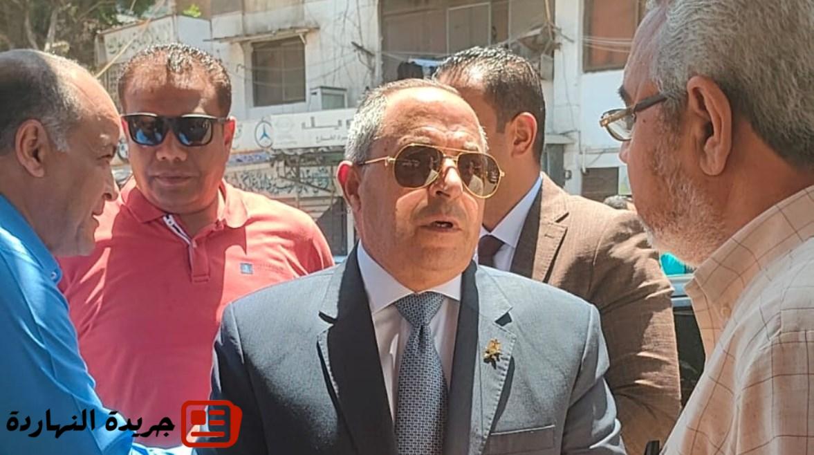 سر الكزلك.. ماذا قال محافظ بورسعيد خلال جولته بلجان انتخابات الشيوخ؟ 2 سر الكزلك.. ماذا قال محافظ بورسعيد خلال جولته بلجان انتخابات الشيوخ؟