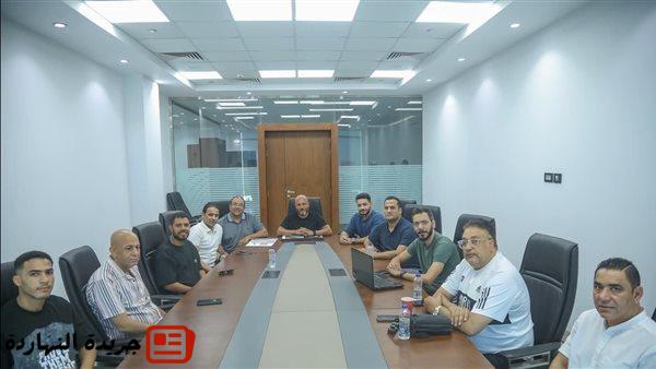 قائمة اللاعبين للمعسكر الأول للمنتخب الوطني تحت 18 عاما 2 قائمة اللاعبين للمعسكر الأول للمنتخب الوطني تحت 18 عاما