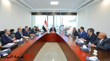 البترول يبحث تنفيذ مشروع المسح الجوي لموارد مصر التعدينية