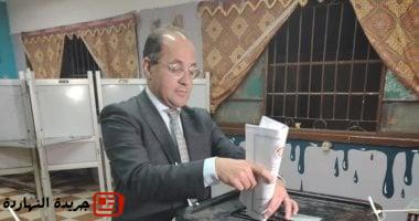 وزير المالية يدلى بصوته فى انتخابات مجلس الشيوخ